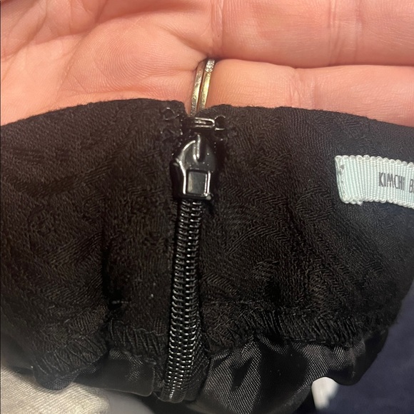 Black skirt - Picture 4 of 5